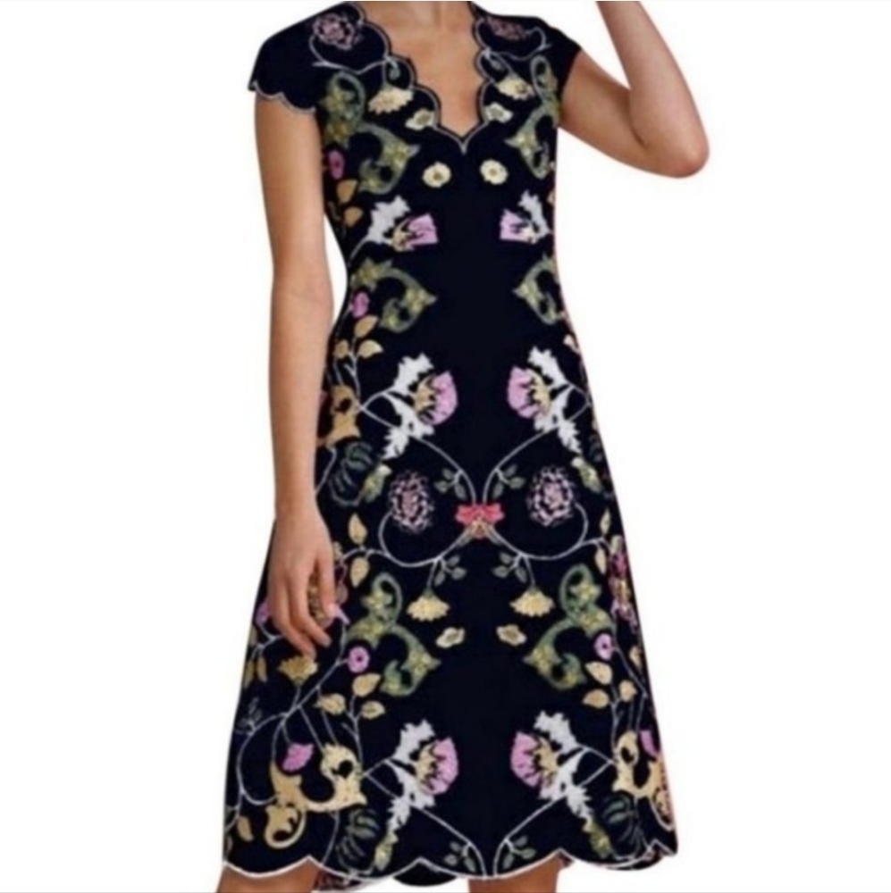 Foxidox Dress